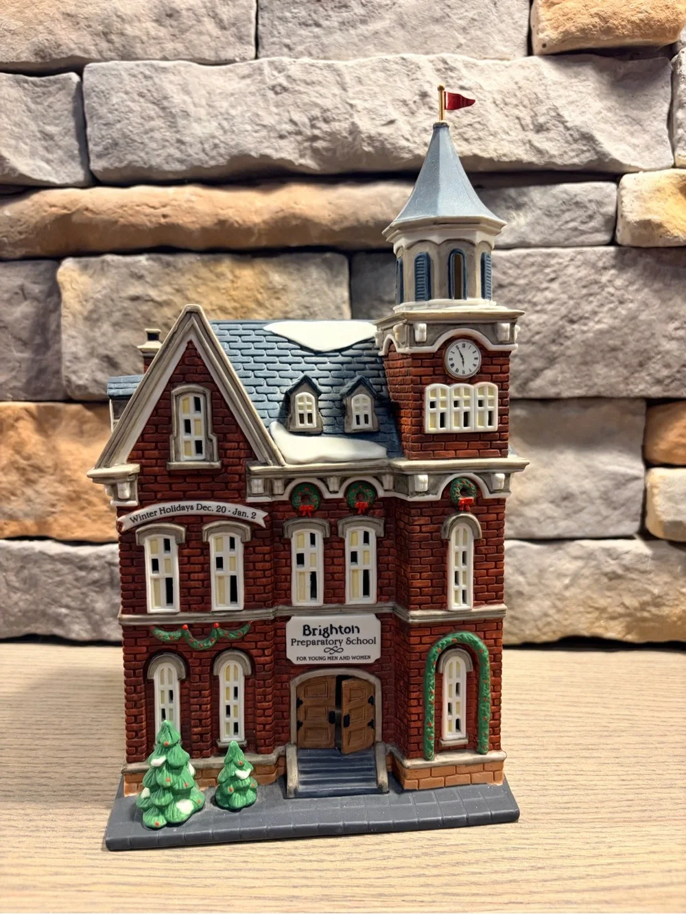 Christmas in the City Department 56-Brighton School